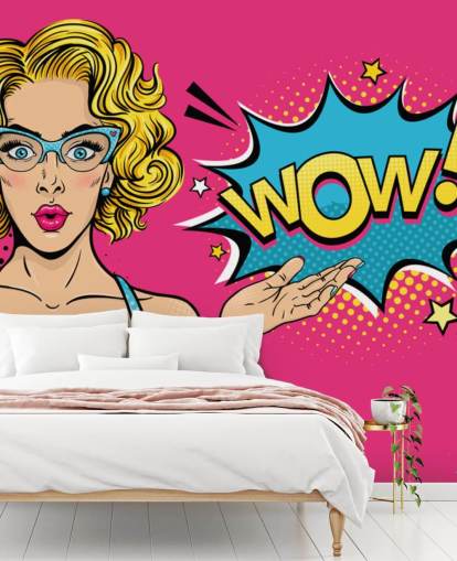 Pop-Art-Tapete mit Aufschrift „Lady Saying Wow“ in Rosa, Blau und Gelb Pop-Art-Tapete mit Aufschrift „Lady Saying Wow“ in Rosa, Blau und Gelb