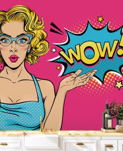 carta da parati pop art rosa, blu e gialla Lady Saying Wow