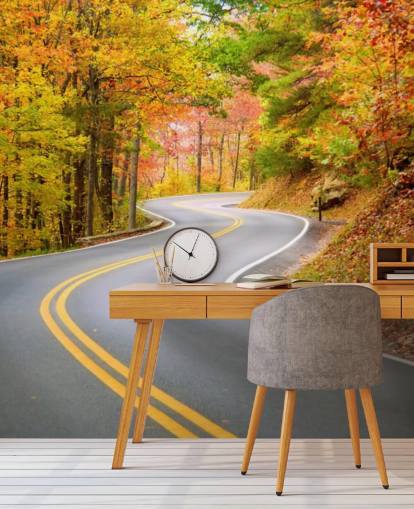 Straße läuft durch den Herbst Tapete