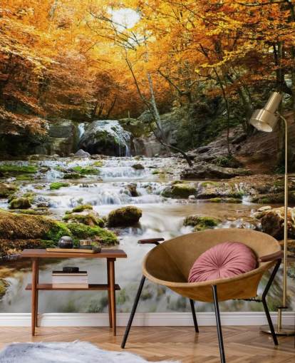 mural de papel pintado con forma de cascada y bosque llamado Cascada de Otoño Natural para dormitorios y salones