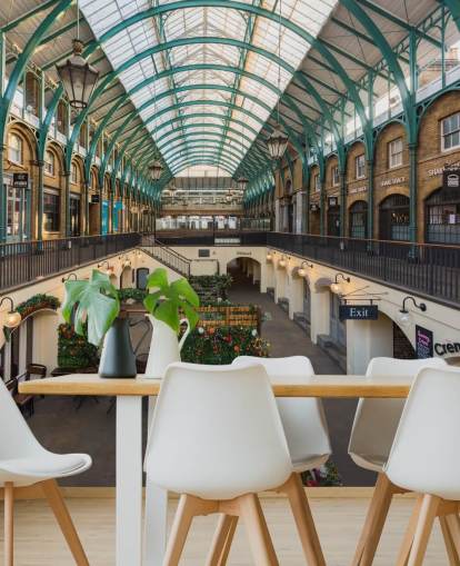 fondo de pantalla de convent garden in lockdown