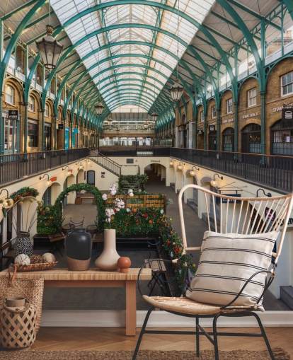 convent garden in lockdown wallpaper