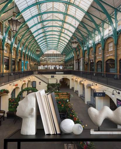 fondo de pantalla de convent garden in lockdown