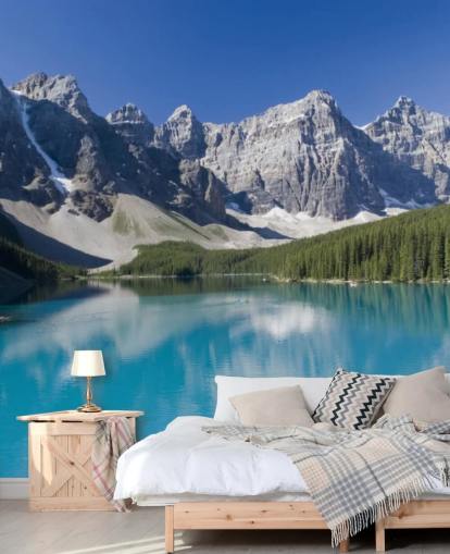 blå anpassad sjö- och bergstapetväggmålning som heter Lake Moraine i Banff National Park för kontor