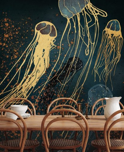 gouden en blauwe aanpasbare kwallenbehangmuurschildering van SpaceFrog Designs voor woonkamers
