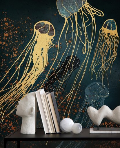 mural de papel de parede de medusa personalizável em ouro e azul da SpaceFrog Designs para salas de estar mural de papel de parede de medusa personalizável em ouro e azul da SpaceFrog Designs para salas de estar