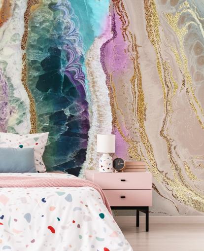 mural de papel pintado de geodas personalizable en morado, rosa y dorado llamado Rock Pool Beach de Lara Skinner para salones