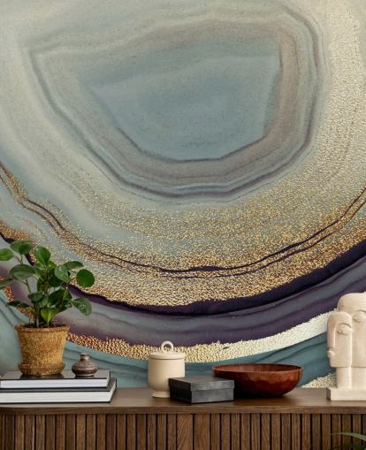 mural de parede de geodo dourado e cinza chamado Gold Dust Grey Marble de Lara Skinner para salas de estar, quartos e cozinhas