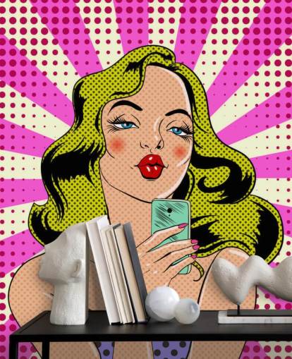 fond d'écran pop art d'une dame blonde tenant un téléphone et faisant la moue