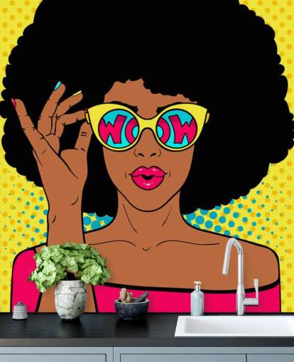 fondo de pantalla de una mujer afro con gafas que dicen «guau»