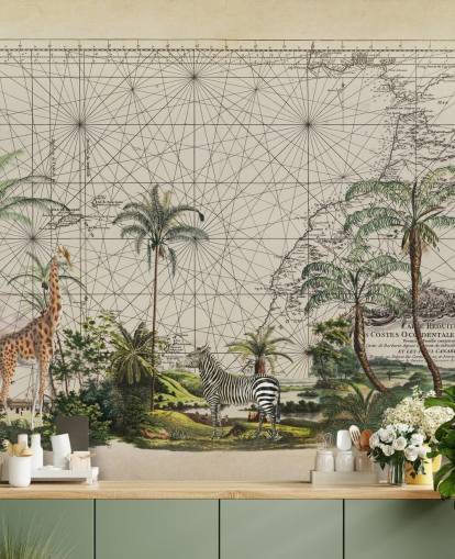 giraffa, zebra e uccello tropicale nella giungla dell'Africa occidentale contro una carta da parati di sfondo mappa d'epoca