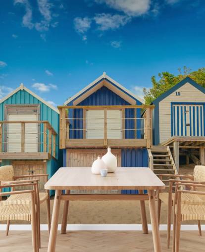 blue beach huts wallpaper