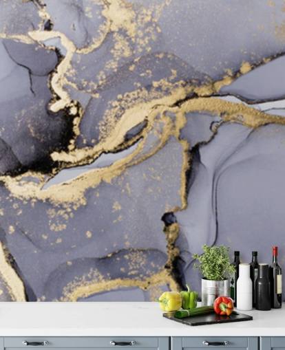 blauwe en gouden aquarelbehangmuurschildering genaamd Blue with Gold Watercolour voor slaapkamers, badkamers en keukens