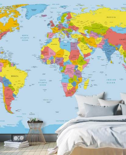 farbenfrohe, anpassbare Weltkarten-Tapete namens Colourful World Map für Büros und Schlafzimmer