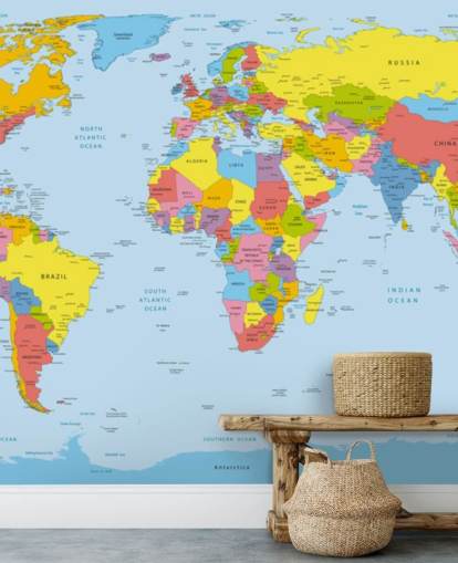 colorido mural de papel pintado con un mapa del mundo personalizable llamado Colourful World Map para oficinas y dormitorios