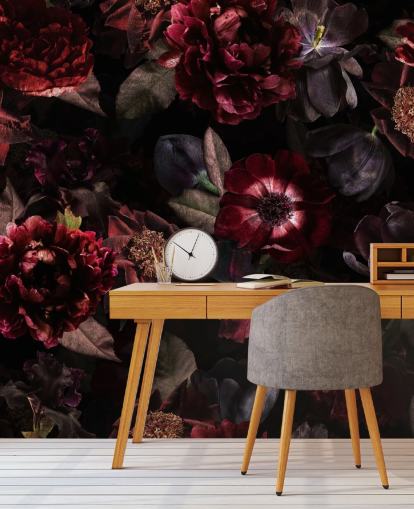 mural de papel pintado floral oscuro rosa y morado llamado Dark Bouquet de Uta Naumann para dormitorios y salas de estar mural de papel pintado floral oscuro rosa y morado llamado Dark Bouquet de Uta Naumann para dormitorios y salas de estar