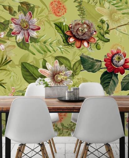 rode bloemen op groen achtergrondbehang 