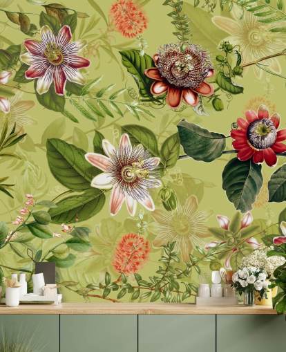 rode bloemen op groen achtergrondbehang 