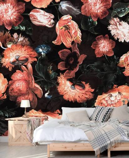 röda blommor på svart bakgrund tapeter