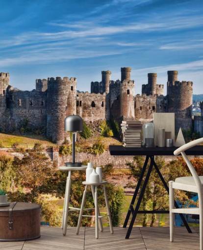 carta da parati murale personalizzabile verde e grigia chiamata Conwy Castle per salotti, camere da letto e uffici domestici carta da parati murale personalizzabile verde e grigia chiamata Conwy Castle per salotti, camere da letto e uffici domestici