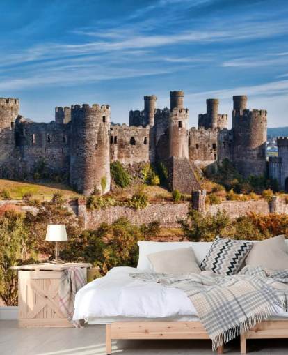 grønt og gråt tilpassbart tapetmaleri kaldet Conwy Castle til stuer, soveværelser og hjemmekontorer grønt og gråt tilpassbart tapetmaleri kaldet Conwy Castle til stuer, soveværelser og hjemmekontorer