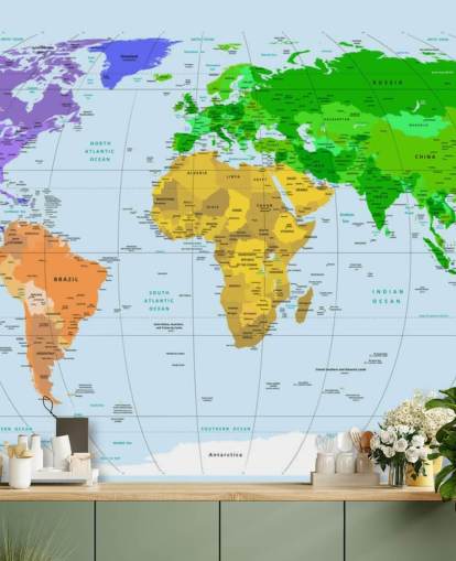 Mural de pared con mapa de colores vibrantes