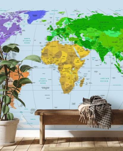 Mural de pared con mapa de colores vibrantes