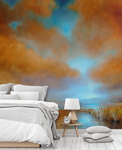 oranje en blauwe bewolkte lucht boven heidebehang oranje en blauwe bewolkte lucht boven heidebehang