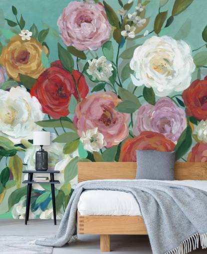 bunt bemalte Rosen auf grünem Hintergrund