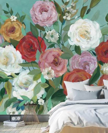 bunt bemalte Rosen auf grünem Hintergrund bunt bemalte Rosen auf grünem Hintergrund