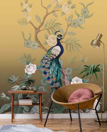mural de papel pintado de chinoiserie personalizable dorado y verde llamado Peacock Power para baños, cocinas y dormitorios