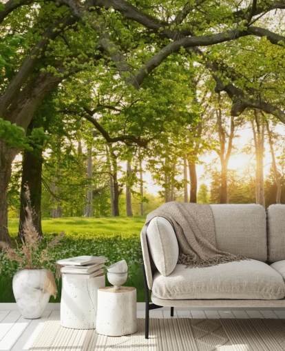 grønt og brunt træ tapet vægmaleri kaldet Springtime Forest til hjemmekontorer, lounger og soveværelser