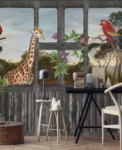 rode papegaaien en giraffe kijken door het raambehang van de cabine