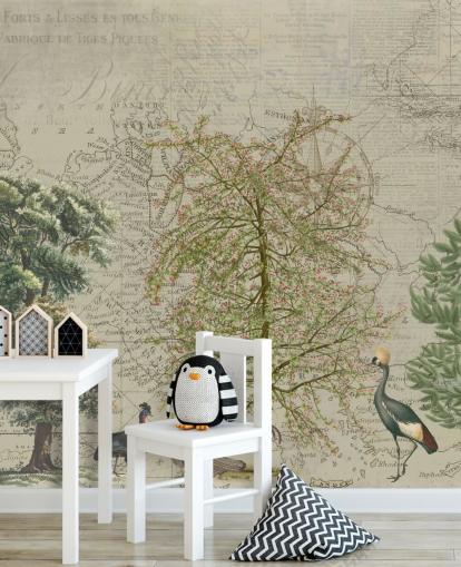 ilustración antigua de árboles y animales del bosque con papel tapiz de fondo de mapa