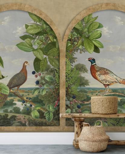 fazant en pauw zat bij raam vintage stijl behang