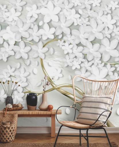 flores brancas no papel de parede de tronco de árvore dourada