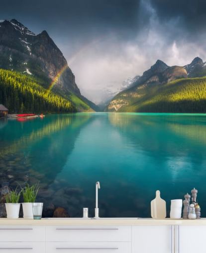 fond d'écran arc-en-ciel sur le lac bleu et les montagnes