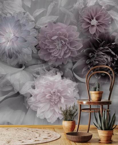 rosa och lila blommig tapetväggmålning kallad Dahlia Dream för sovrum och lounger