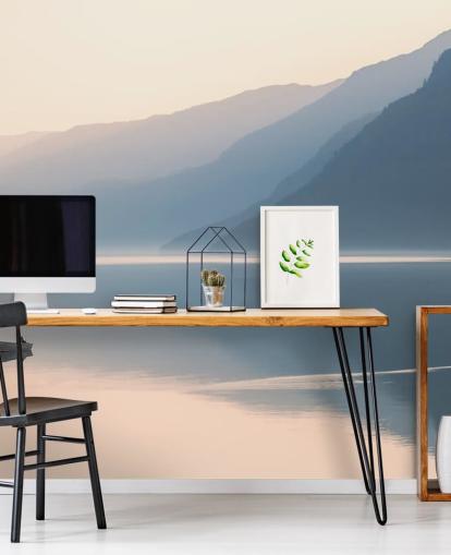 Fondo de pantalla de misty still lake and mountains Fondo de pantalla de misty still lake and mountains