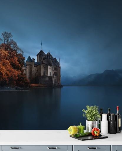 dunkler See im Herbst mit Burg-Tapete dunkler See im Herbst mit Burg-Tapete