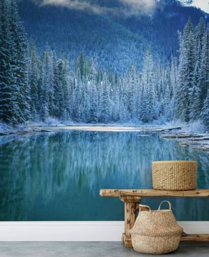 fondo de pantalla de bosque nevado por lago