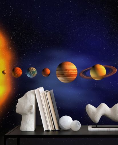 mural de papel pintado de planetas azules y naranjas llamado Sistema Solar para dormitorio infantil