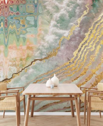 guldfärg geod med rosa, lila och gröna nyanser tapeter