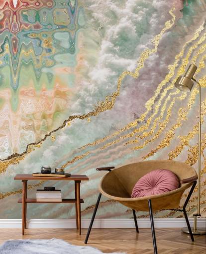 carta da parati in geode color oro con sfumature rosa, viola e verdi