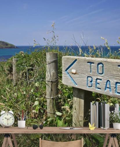 Sign to the Beach Wallpaper Sign to the Beach Wallpaper