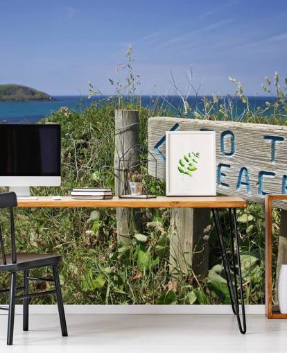 Sign to the Beach Wallpaper