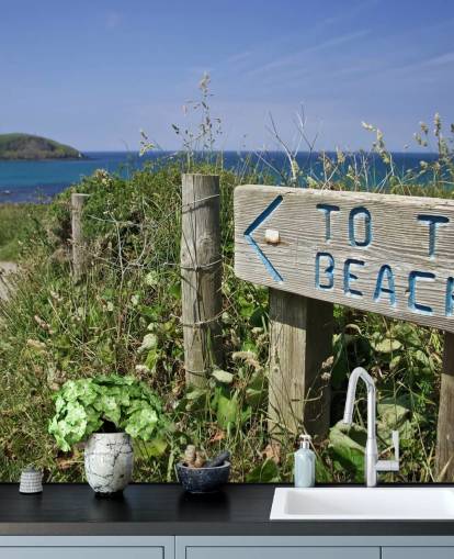 Sign to the Beach Wallpaper