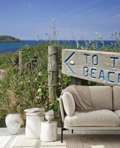 Sign to the Beach Wallpaper Sign to the Beach Wallpaper