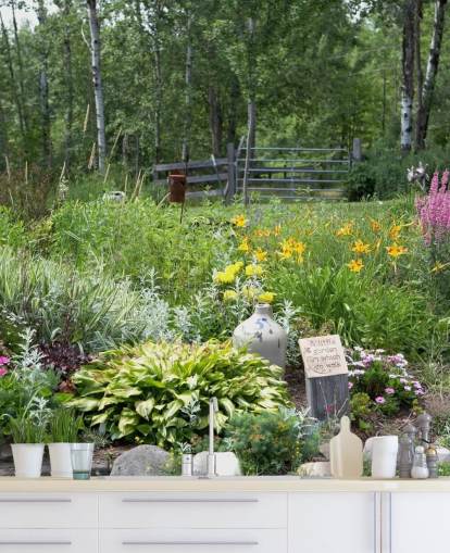 Muurschildering British Flower Garden
