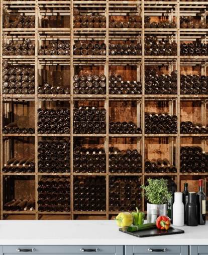 mural de papel de parede escuro personalizável de adega chamado Wine Racks by Image Source para restaurantes, cozinhas e porões